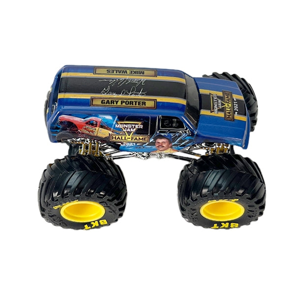 Limited Edition 1:64 Class of 2021 Hall of Fame Exclusive Truck