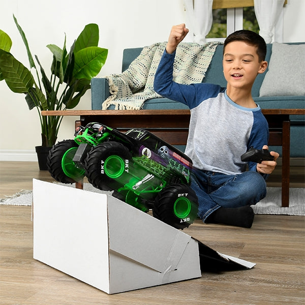 1:15 Grave Digger RC Truck