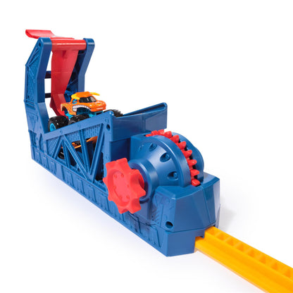 El Toro Loco Long Jump Playset